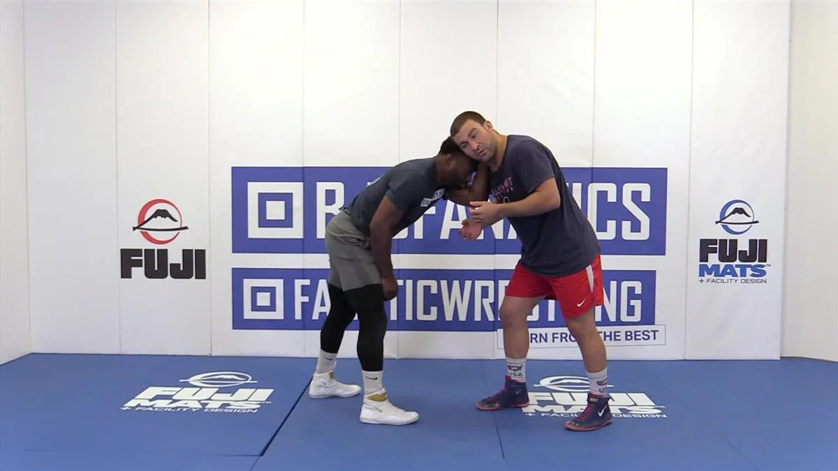 The Collar Tie Formula: Offensive Attacks by Dan Vallimont - Image 7